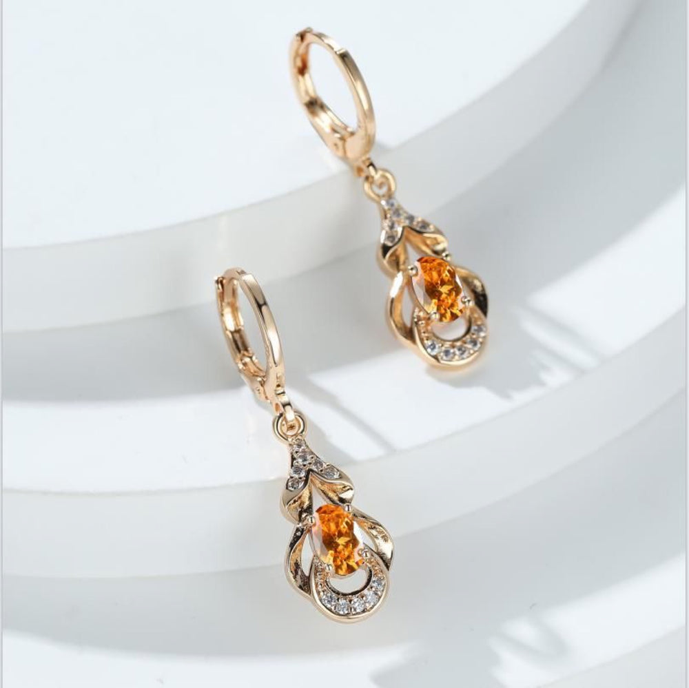 Champagne Gold-Tone Oval Champagne Crystal Teardrop Drop Earrings